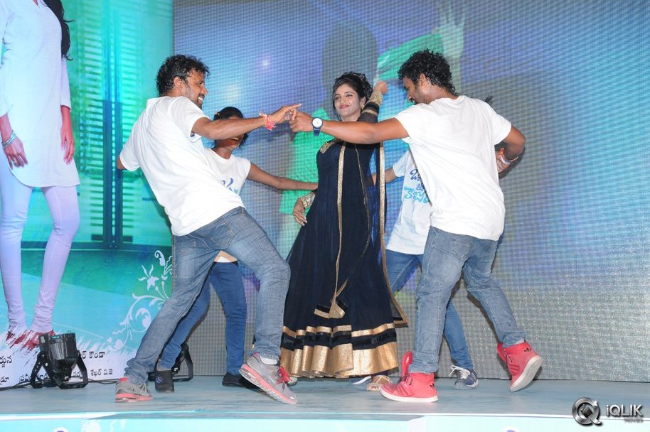 Oka-Laila-Kosam-Movie-Team-at-Vijayawada-PVP-Mall